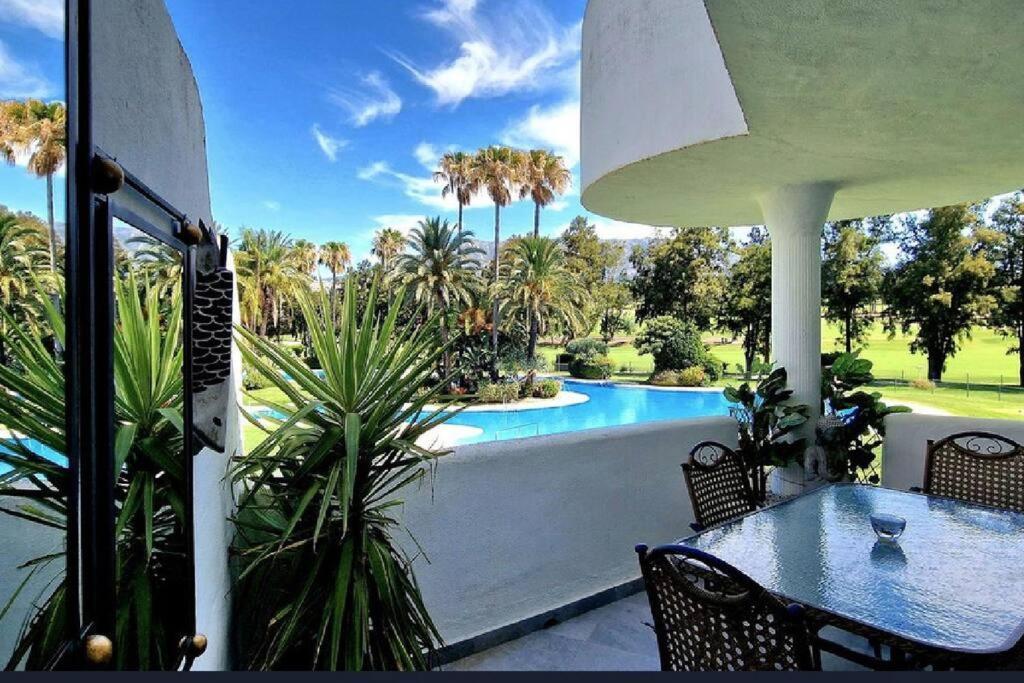 5* Stunning Golf & Sea Apartment มิฮาส ภายนอก รูปภาพ